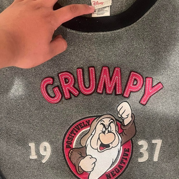 Y2K Disney Grumpy Sweater NWOT - Picture 3 of 3